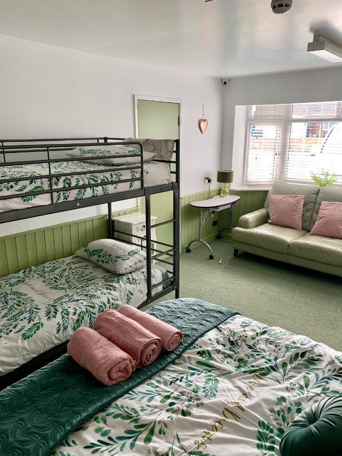 Barrs Court Beds Panzió Warmley Kültér fotó